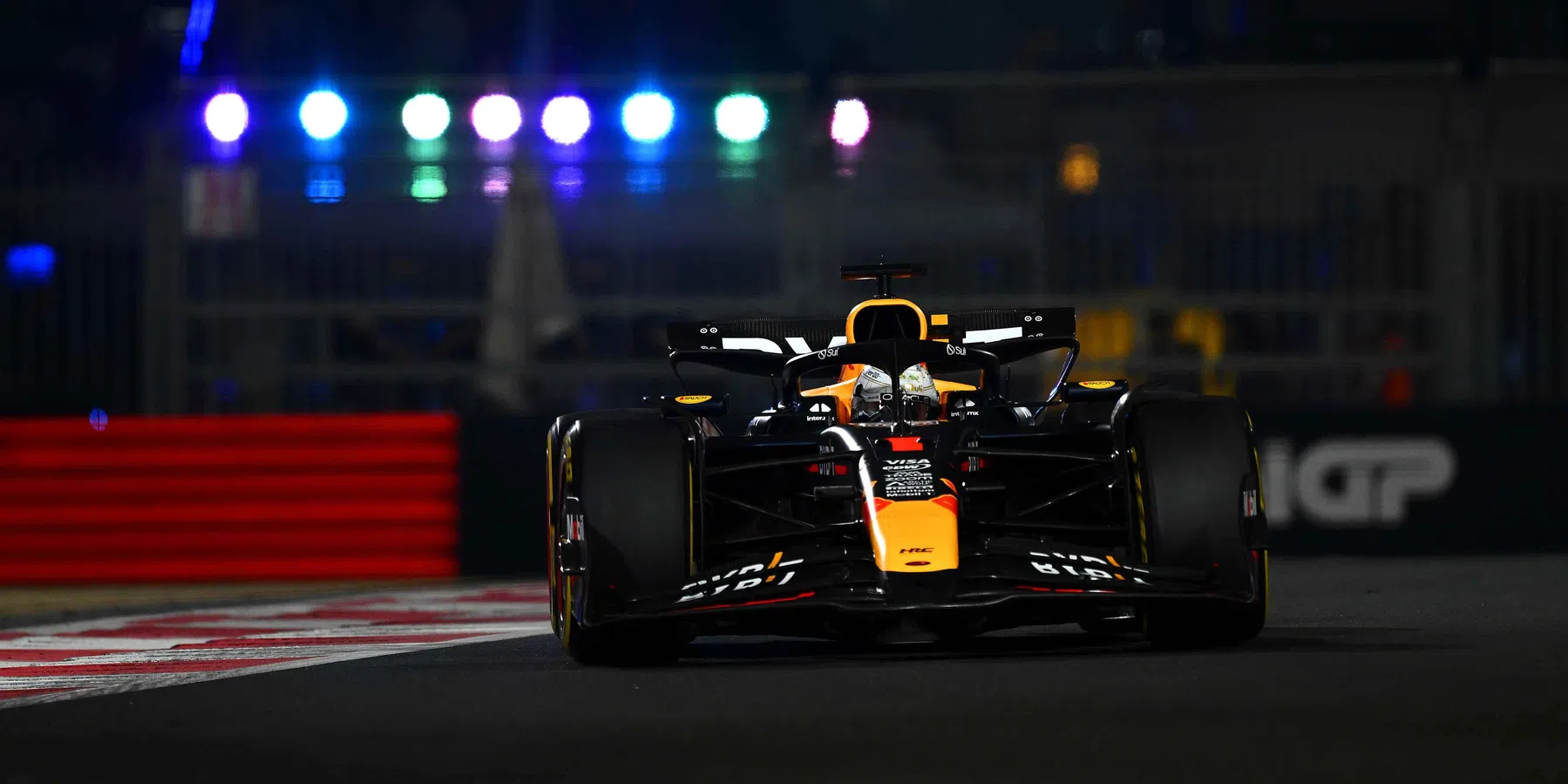 Max Verstappen in kwalificatie F1 Grand Prix van Abu Dhabi 2024