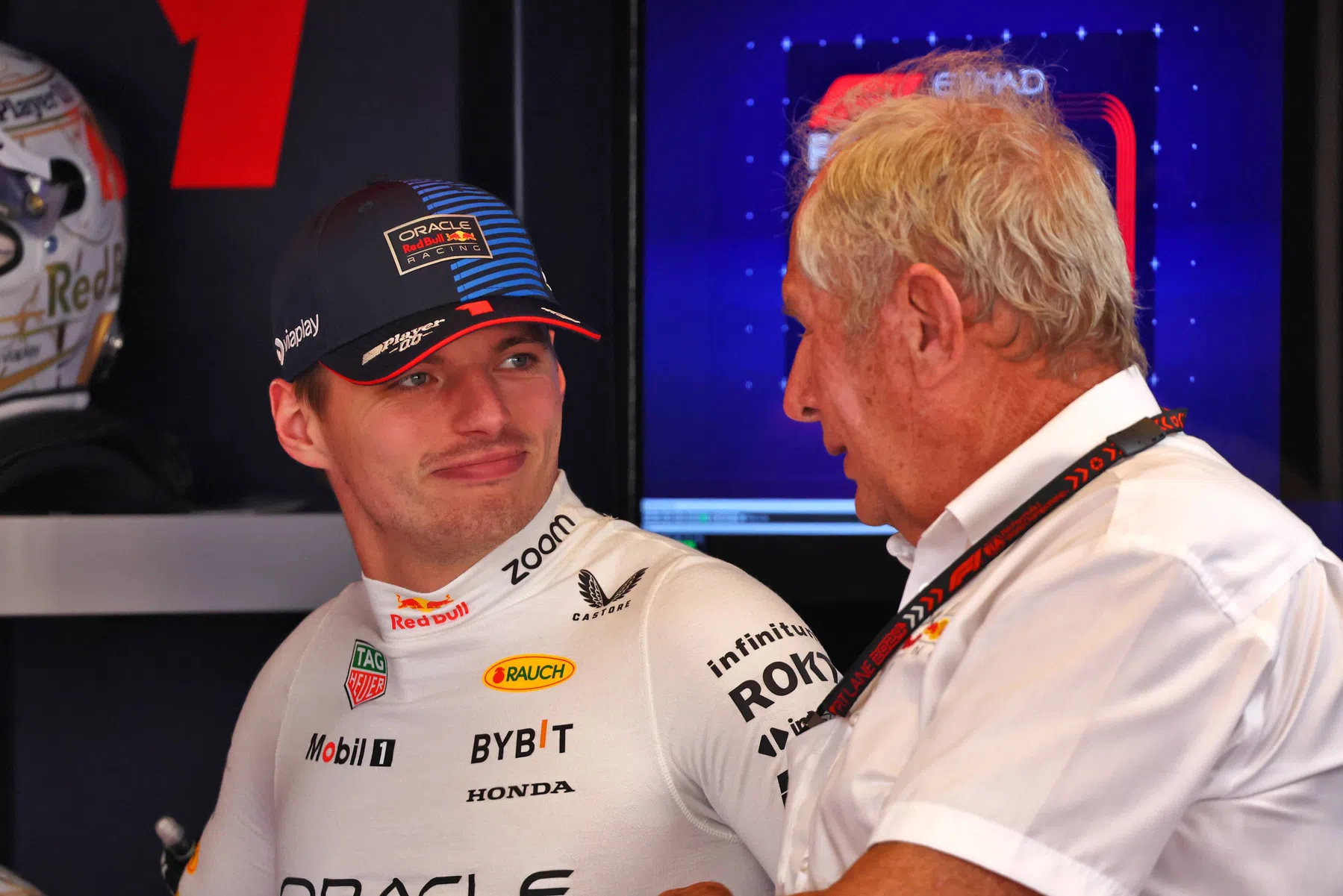 Helmut Marko neemt het op voor Max Verstappen na GP Abu Dhabi