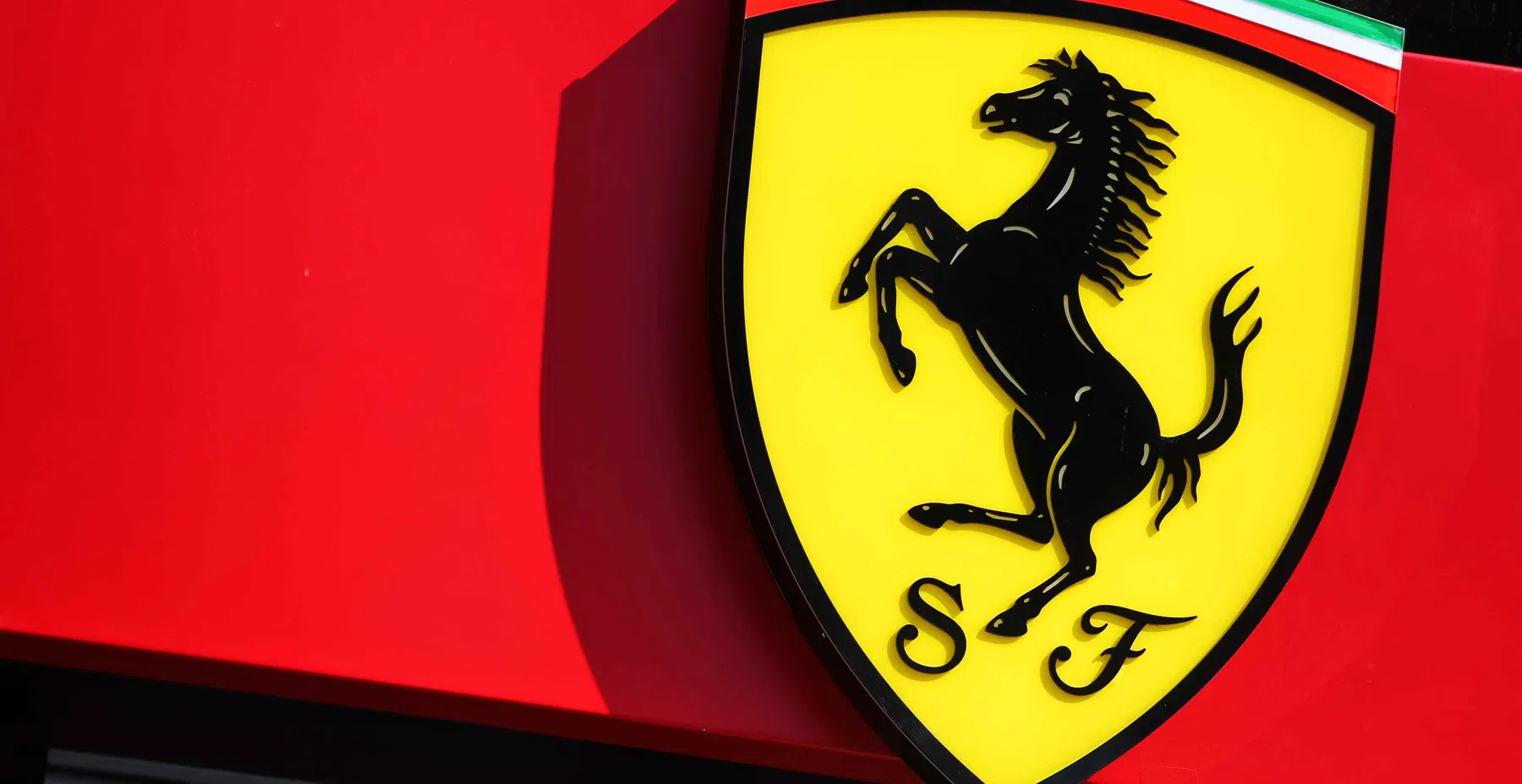 Ferrari anuncia parceria com a Cadillac a partir da temporada 2026 da F1