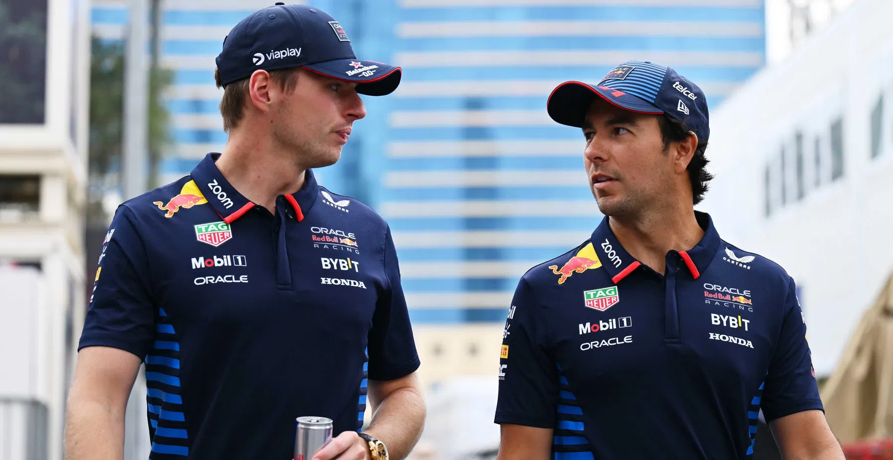 Max Verstappen en Sergio Perez nemen afscheid bij Red Bull