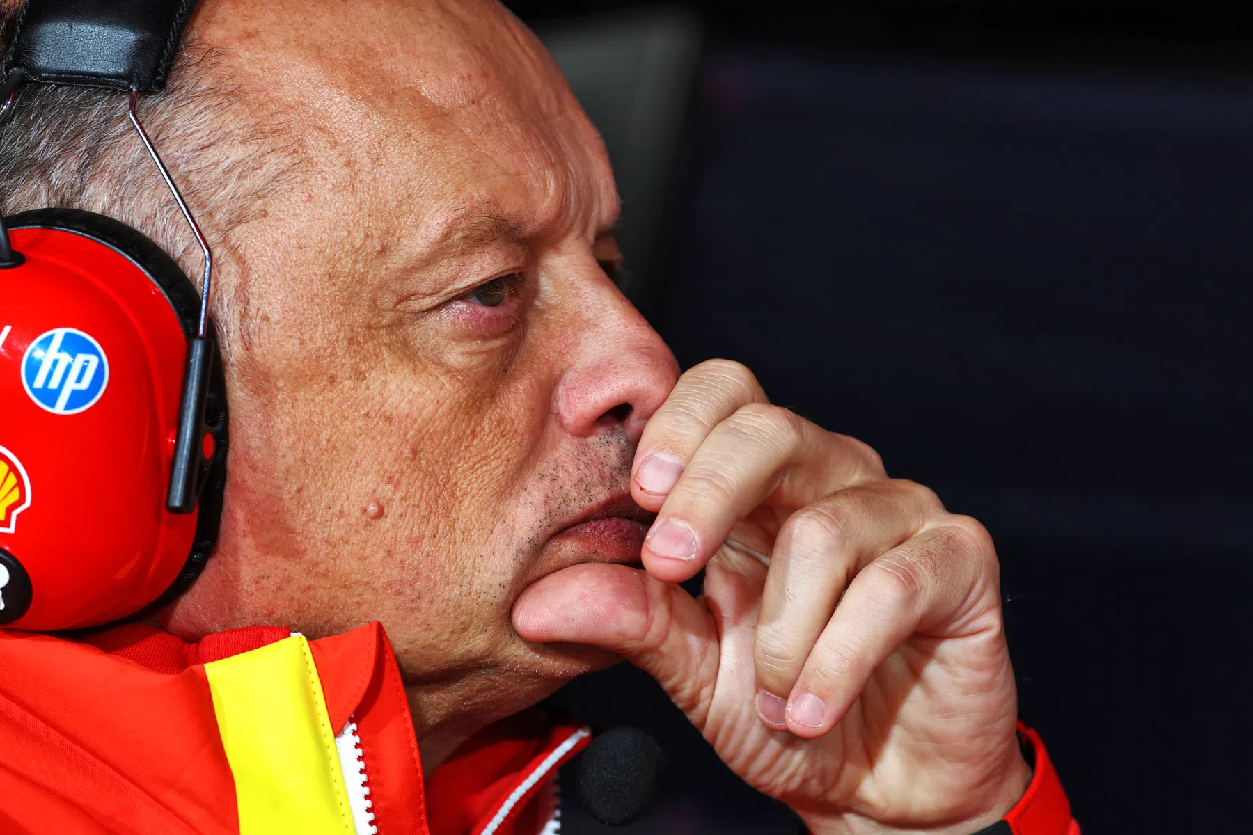 F! : Le patron de l'écurie Ferrari pointe du doigt le retard de la FIA dans la défaite de Ferrari face à McLaren