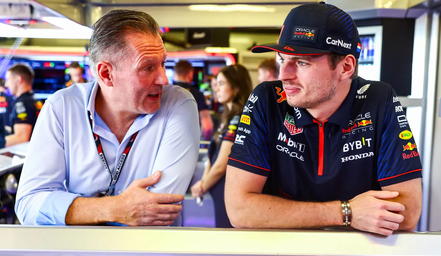 Jos Verstappen gibt zu, dass er vor der F1 viel von Max verlangt hat