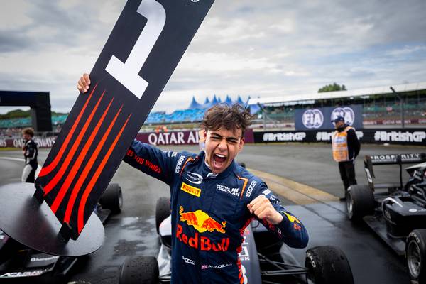 Debate Arvid Lindblad will get F1 promotion in 2025