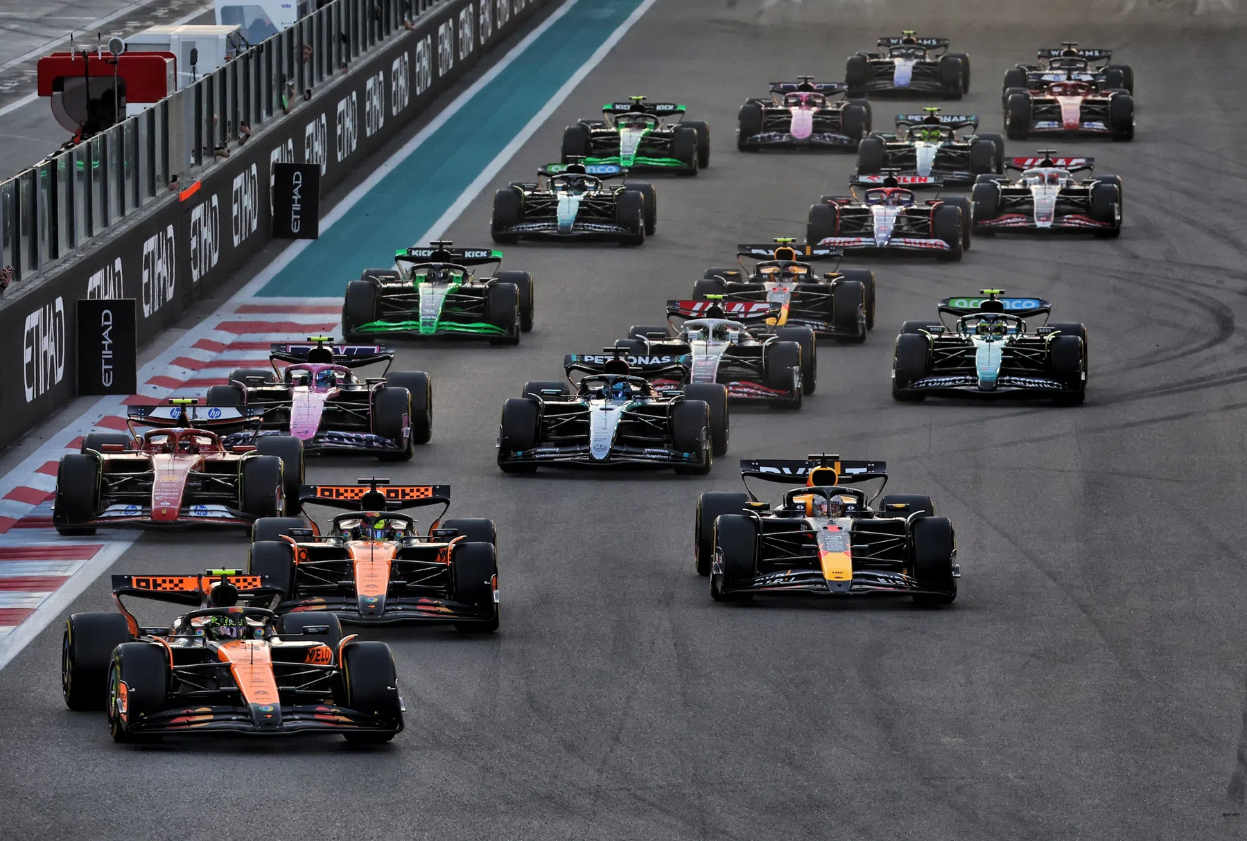 netflix wil de rechten van f1 in de vs: zorgen voor andere zenders 