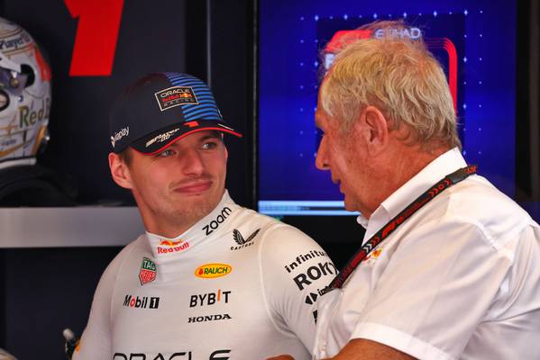 F1 Today Verstappen 1000 days lead Sainz reacts to Hamilton Ferrari