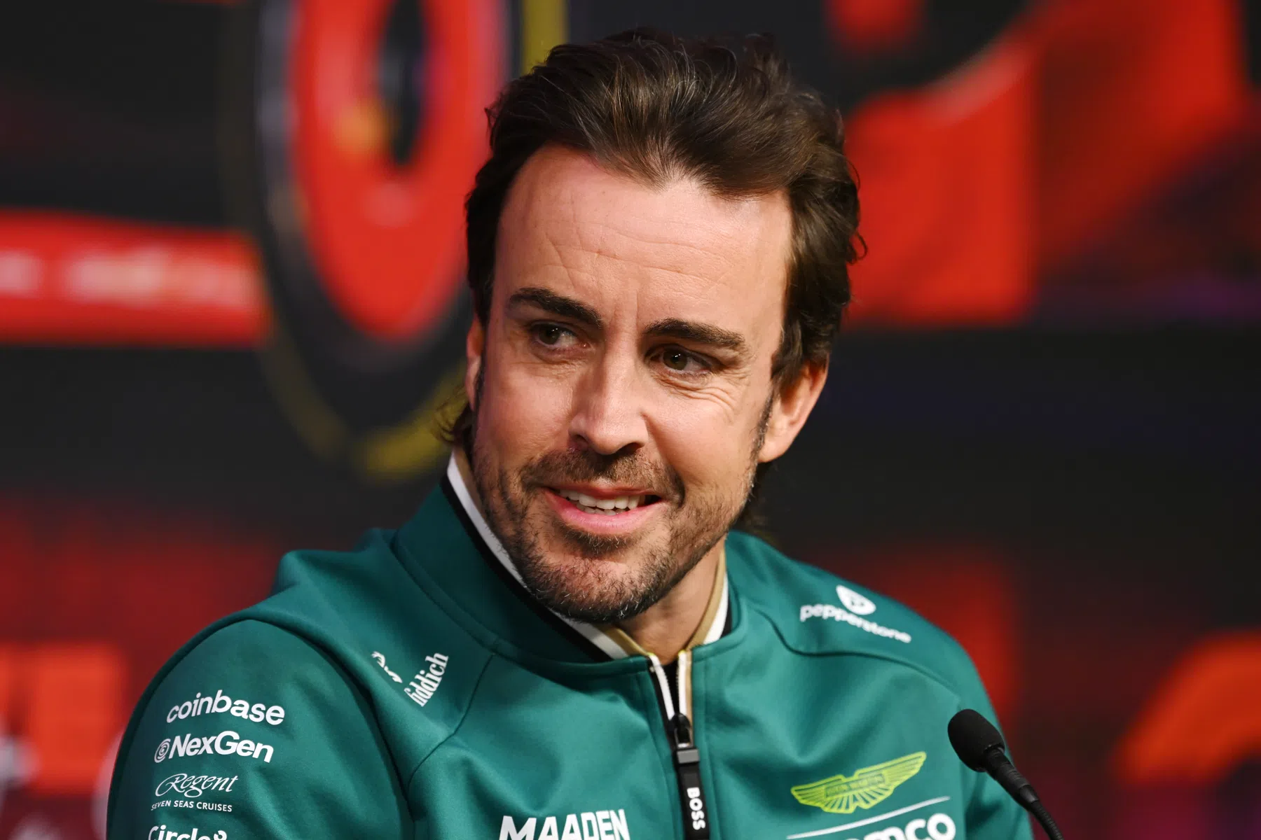 Alonso: Hamilton fará menos na Ferrari do que Newey na Aston Martin