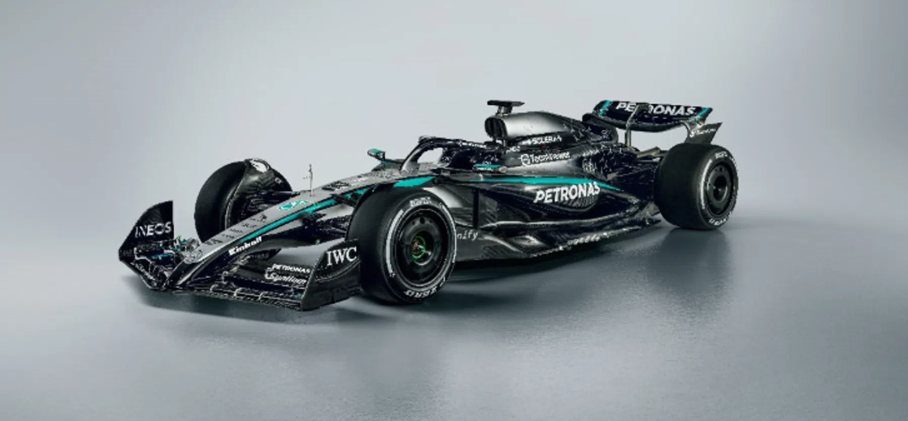 Mercedes enthüllt den W16: Das ist das neue Auto von Russell und Antonelli