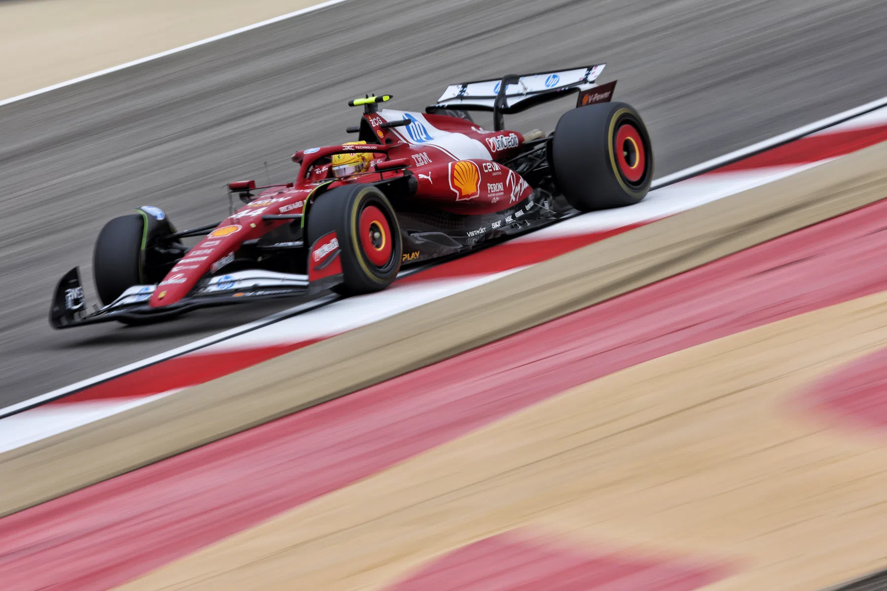 Thursday morning session done in Bahrain, Hamilton leads Russell