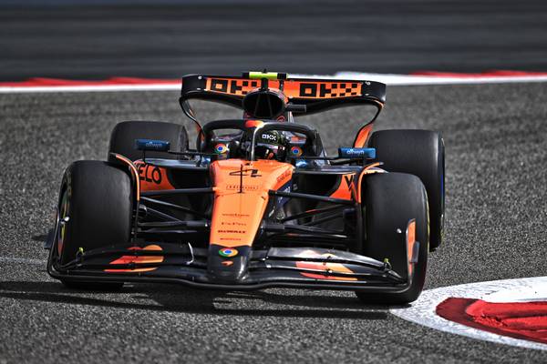 Lando Norris snap of oversteer moment Bahrain pre-season