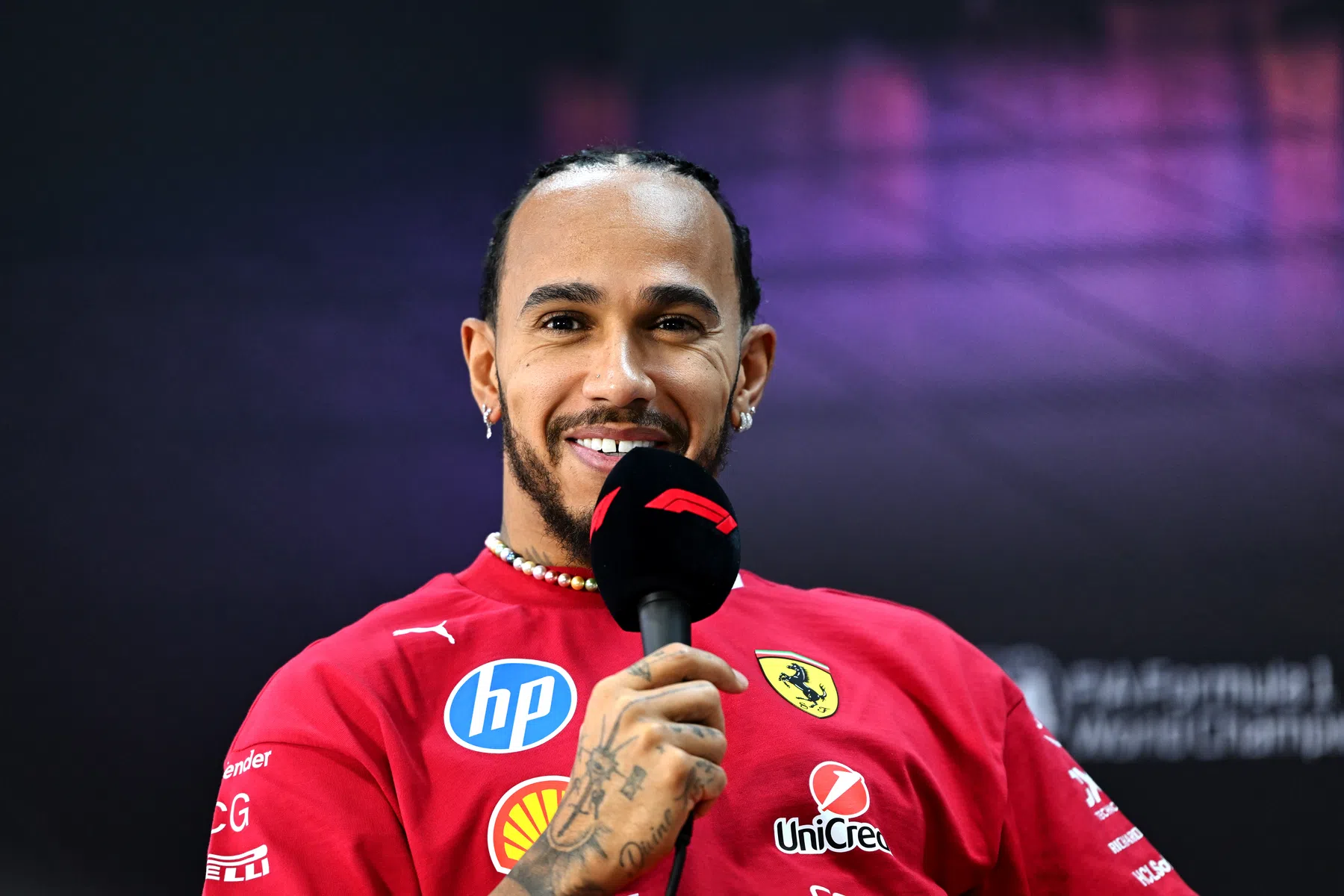 lewis hamilton sobre la magia de ferrari y su incorporación a la scuderia f1 2025