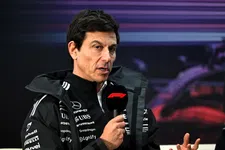 Thumbnail for article: Toto Wolff erop gebrand om Lewis Hamilton in 2025 te verslaan