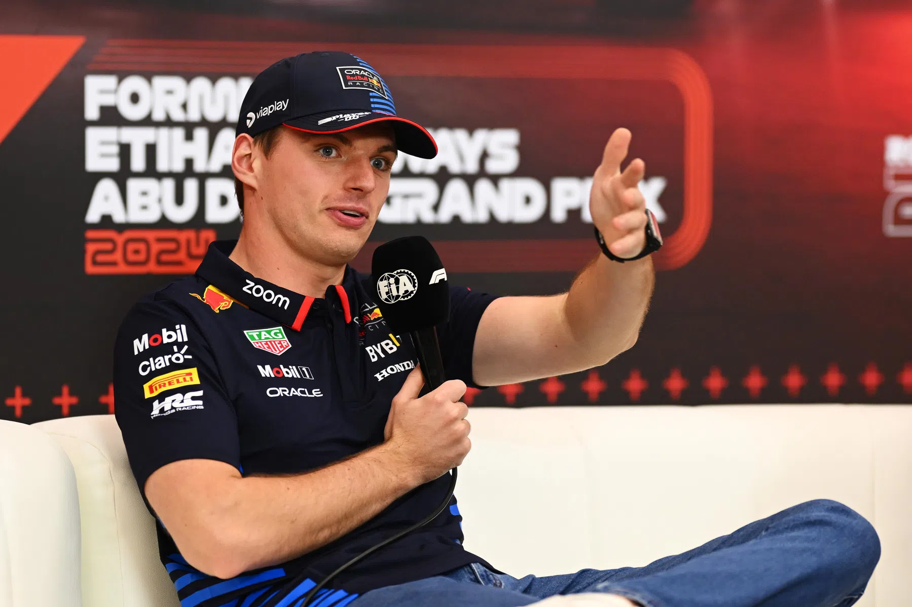 Max Verstappen aanwezig tijdens persconferentie F1 voor GP Australië