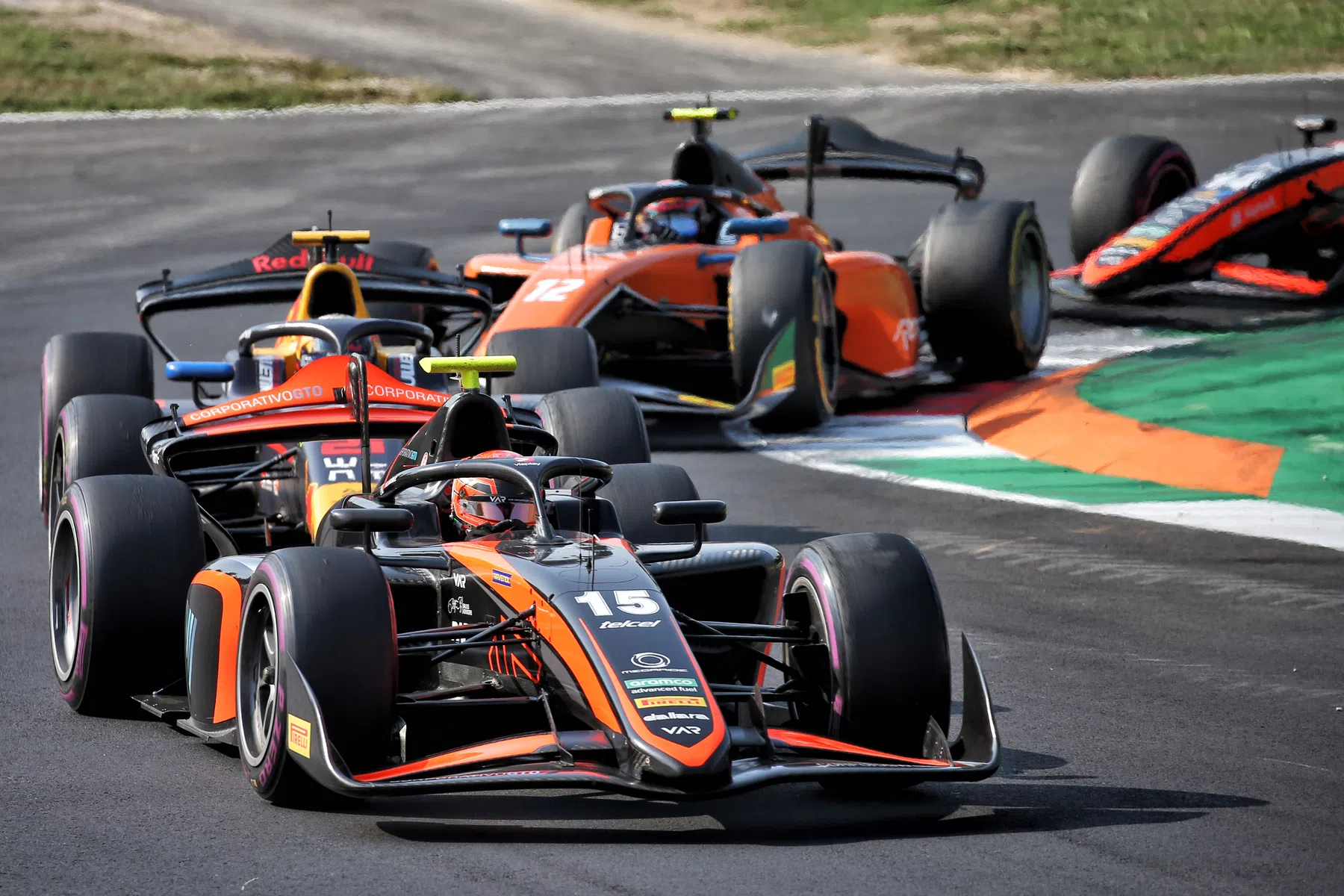 Bizar tafereel in de Formule 3 door Van Amersfoort Racing