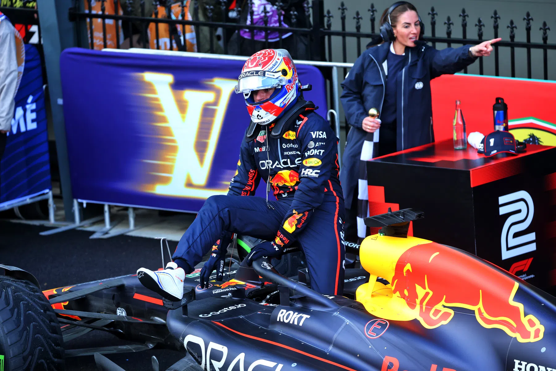 Christijan Albers cumprimenta Max Verstappen