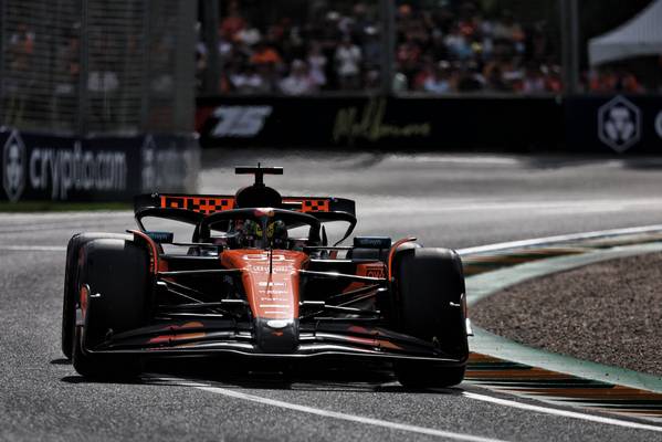 Johnny Herbert has no issues with mini drs rule change China McLaren