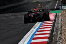 Thumbnail for article: Uitslag sprintkwalificatie China | Hamilton op pole, Verstappen P2